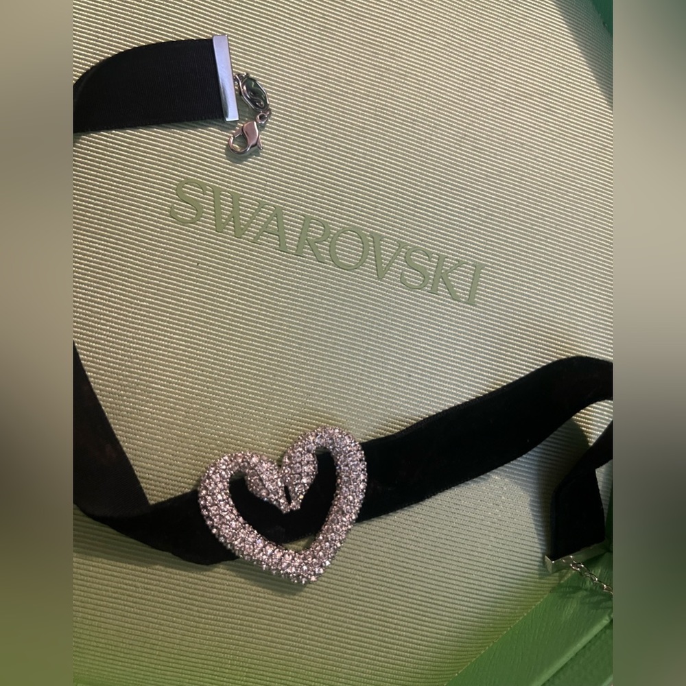 Swarovski Una choker necklace